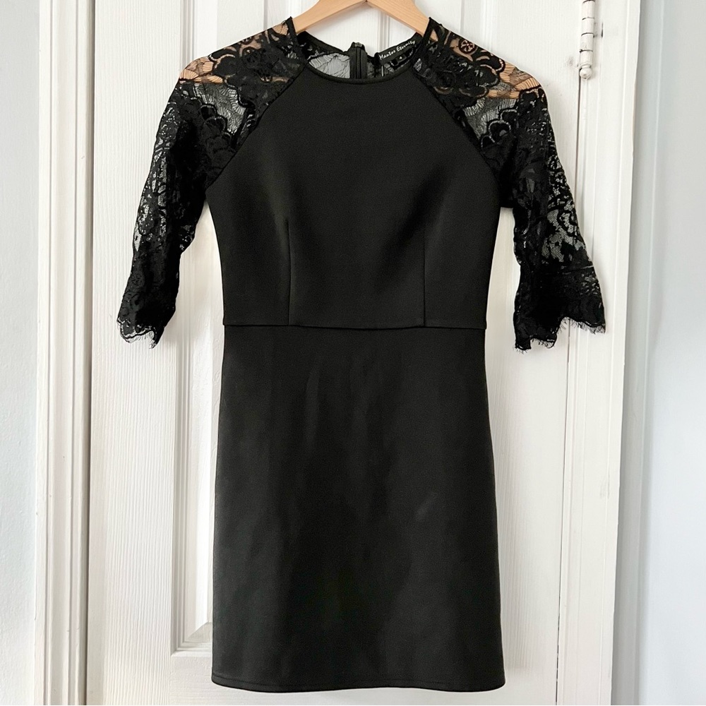 Lace Dress New with Tags‎ Women’s Size 4 Mantos Eternity Formal 3/4 Sleeve Black